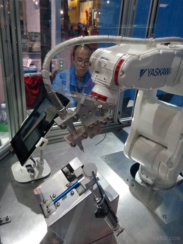 安川 机器人 焊接 控制系统