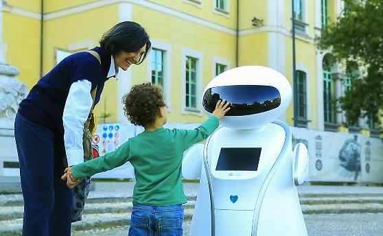 克路德机器人,智能家居机器人,商业服务机器人