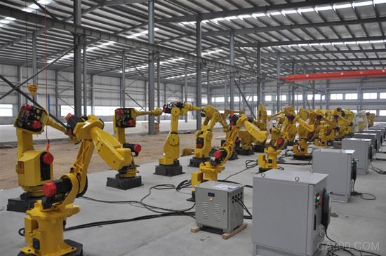打造人工智能产业集群 广州工业机器人生产拥