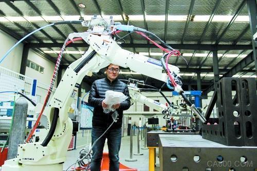 河南工业机器人生产企业突破100家 关键零部件需要外购