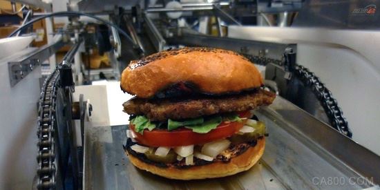 1小时可制作400个汉堡的机器人长啥样？