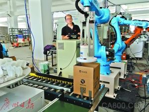 工业4.0家电生产线：机器人“上岗” 造台电饭煲快过洗米？