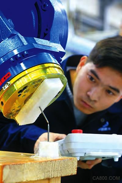 陕西籍工业机器人“秦” 核心部件均由本土企业自主研发