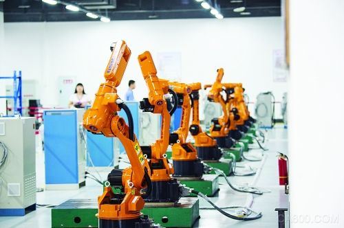 国产工业机器人厂商向中高端挺进是必然