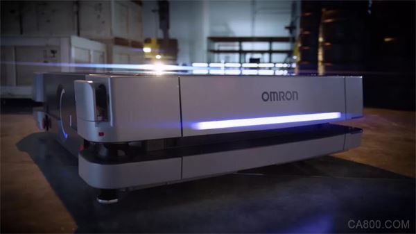 欧姆龙【移动机器人 HD-1500】负载1500kg，实现了重型货物运输的自动化
