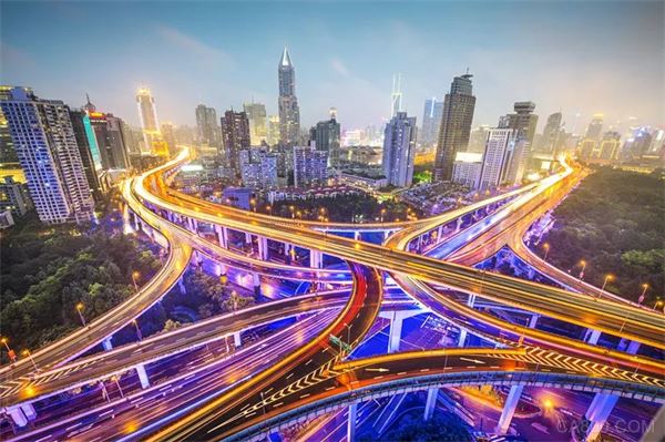 发展智能交通，华北工控可提供高速公路智能调度系统​专用计算机