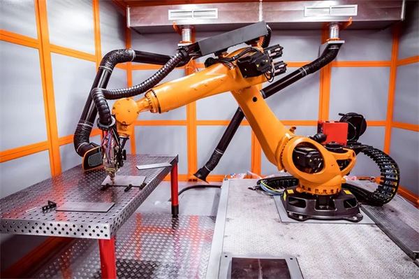 助力智能生产，华北工控打造激光加工机器人专用嵌入式硬件方案​