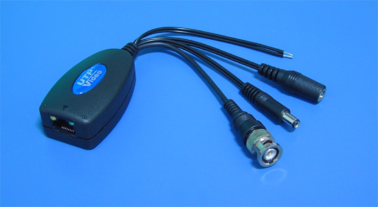 无源双绞线视频带电源/控制信号传输器