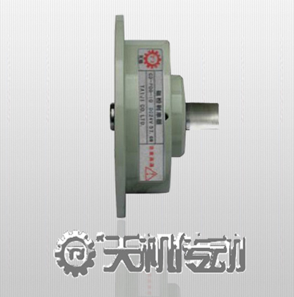 微型磁粉制动器POD DC24V 0.5～5Nm 纸箱包装