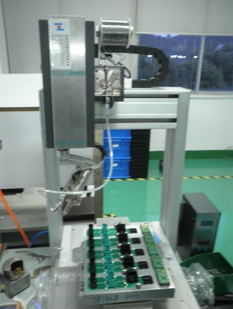 自动焊锡机/全自动焊锡机（苏州、昆山、无锡、绍兴南京、杭州、宁波、上海、温州、）
