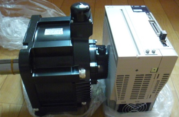 安川伺服电机SGMJV-01AAA61+SGDV-R90A01A中惯量小容量上海代理现货