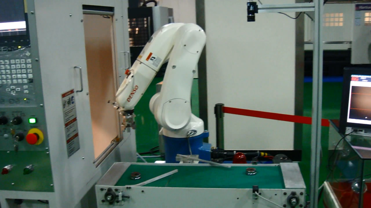 供应东莞机器人加工中心 加工中心上下料机器人厂家
