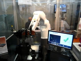 供应机器人检测机 全自动检测机器人价格