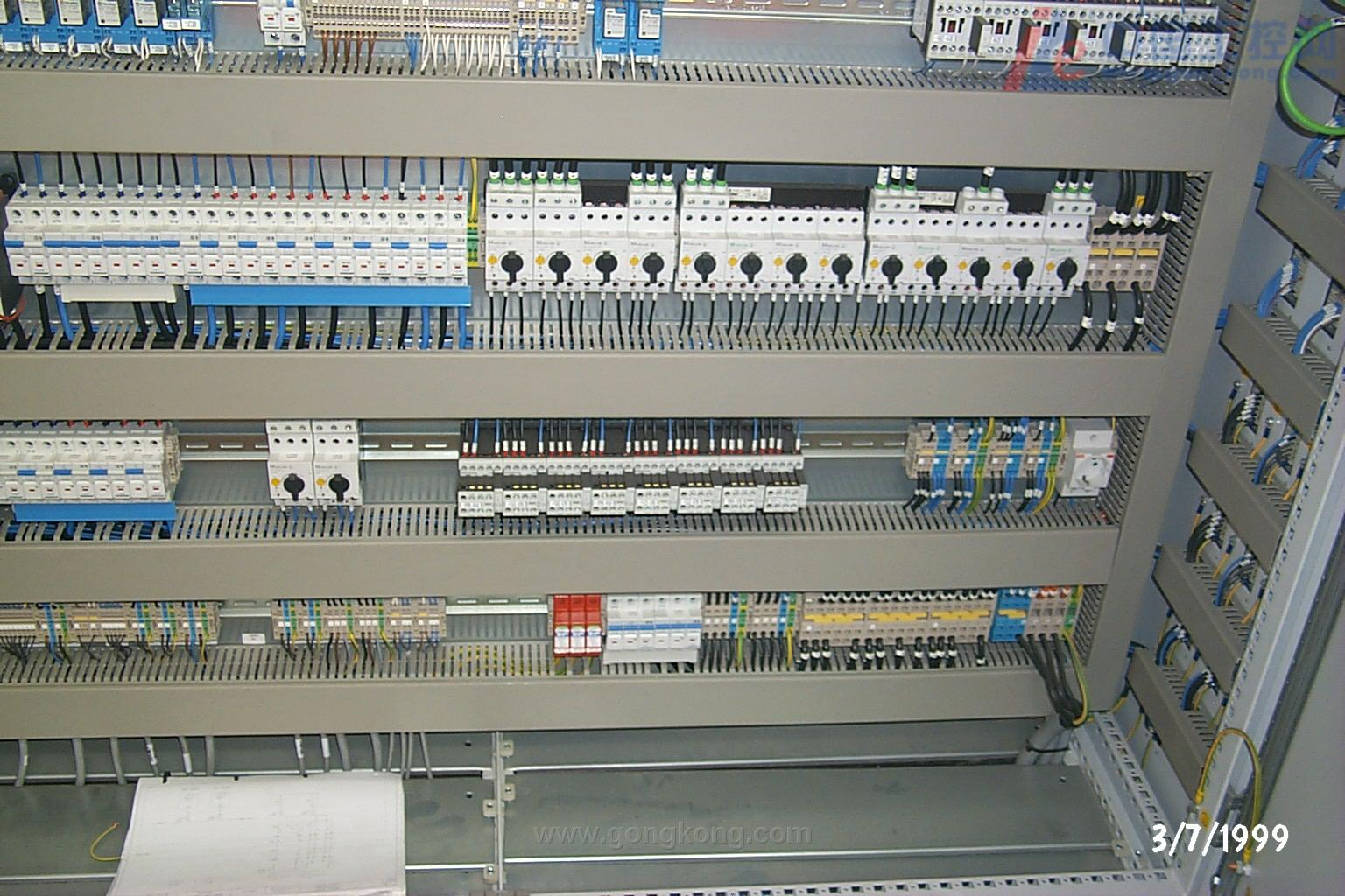 四川三菱PLC控制柜/三菱PLC编程