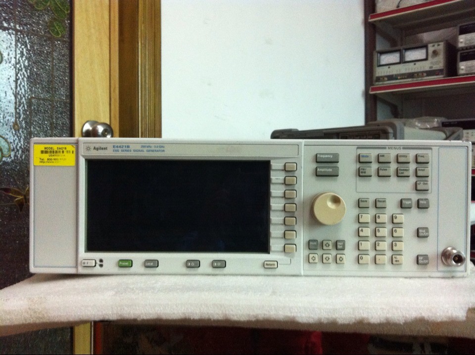 信号源 Agilent E4421B