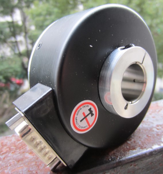 电梯编码器ZKT9040-002J-2500BZ2-5L全通孔