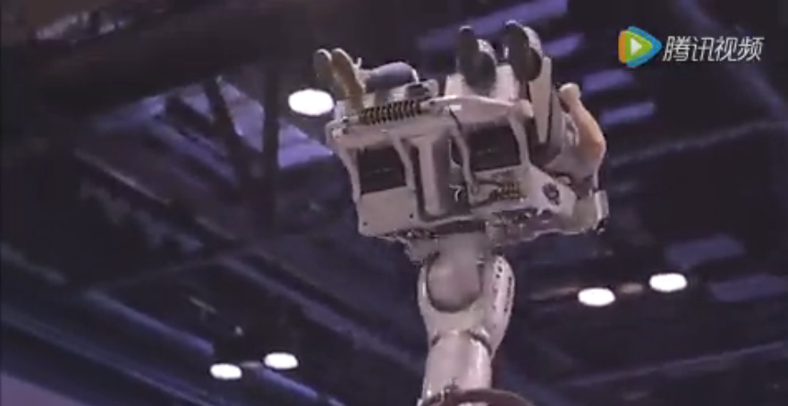 KUKA机器人云游车——你绝对想不到的惊险刺激
