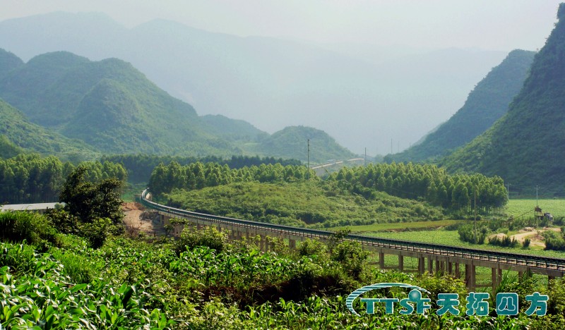 富川华润水泥长距离曲线皮带控制系统