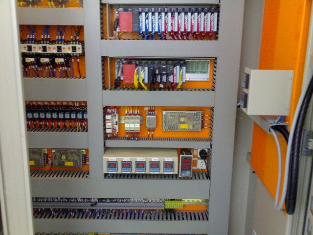 PLC/DCS配电柜等电气自动化设备集成