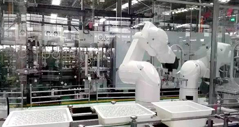 工业机器人激增五成 开启制药设备4.0时代
