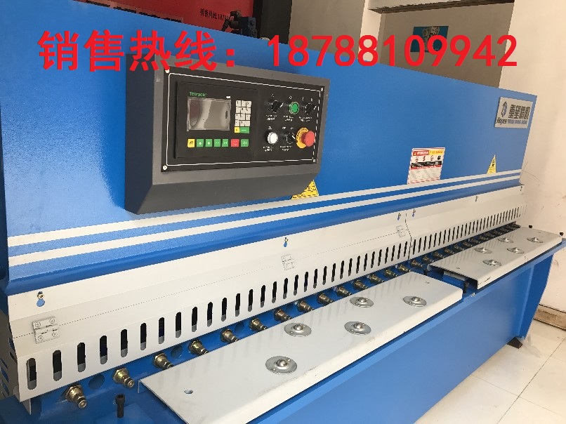 云南昆明QC12K-4x2500液压摆式剪板机价格