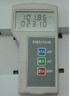 中西dyp温湿度大气压力表/大气压力计（带RS232接口）(中西器材） 库号：M398810
