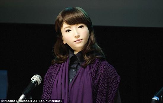 若有魂魄：日本美女机器人Erica将任新闻主持人