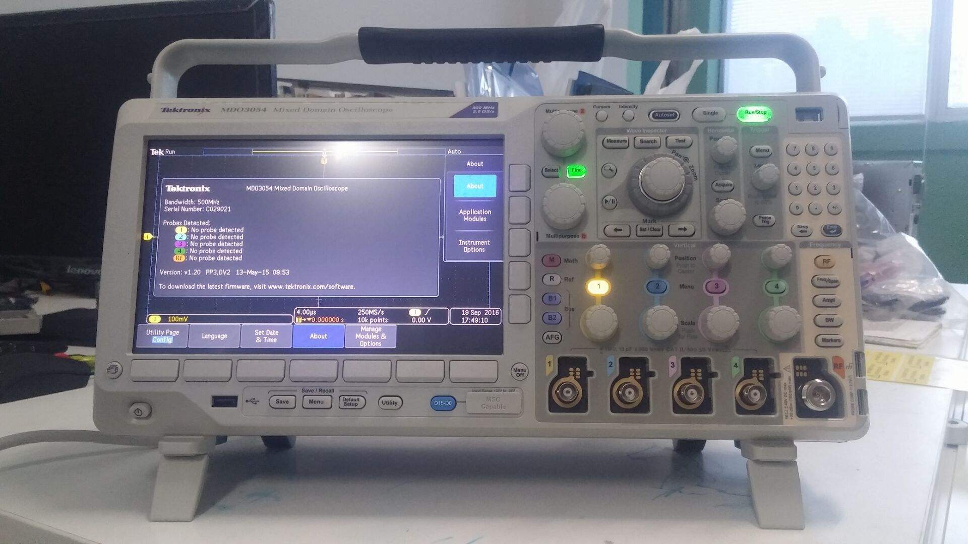 泰克回收二手MDO3054示波器原装