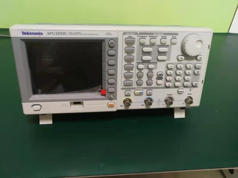 Tektronix AFG3252C 任意波形/函数信号发生器