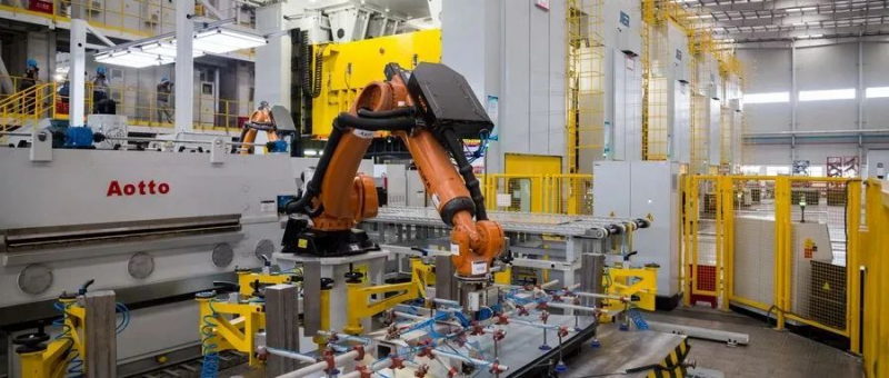 2024年中国工业机器人市场规模将超700亿元