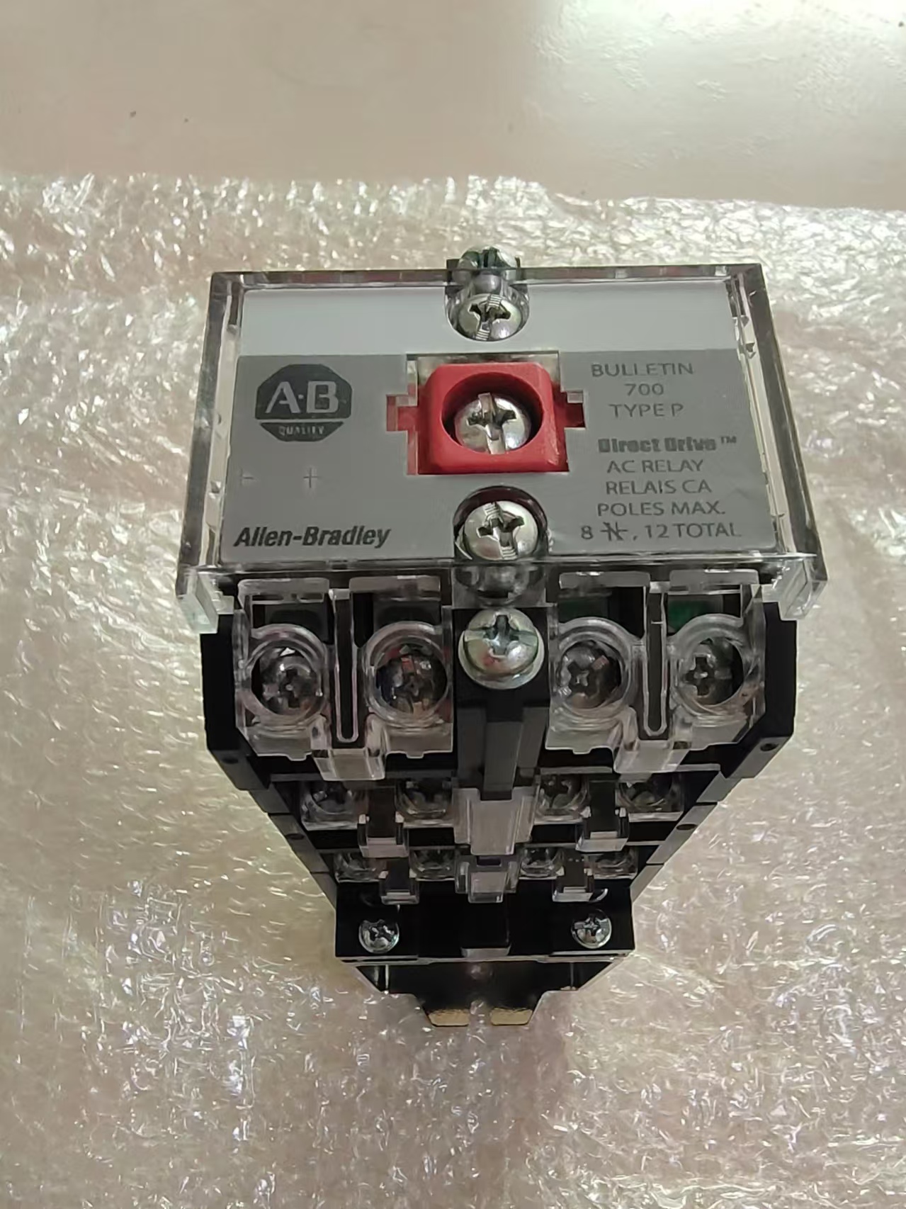 AB工业继电器700DC-P400Z24