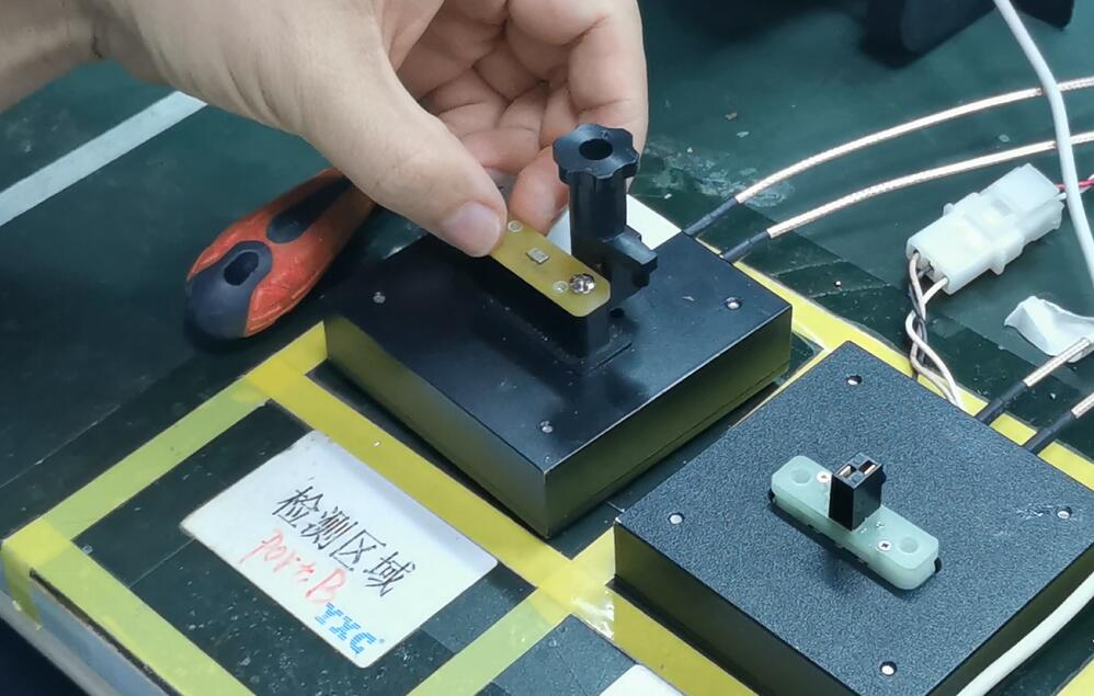 有源晶振、无源晶振与 MCU 的时钟关联